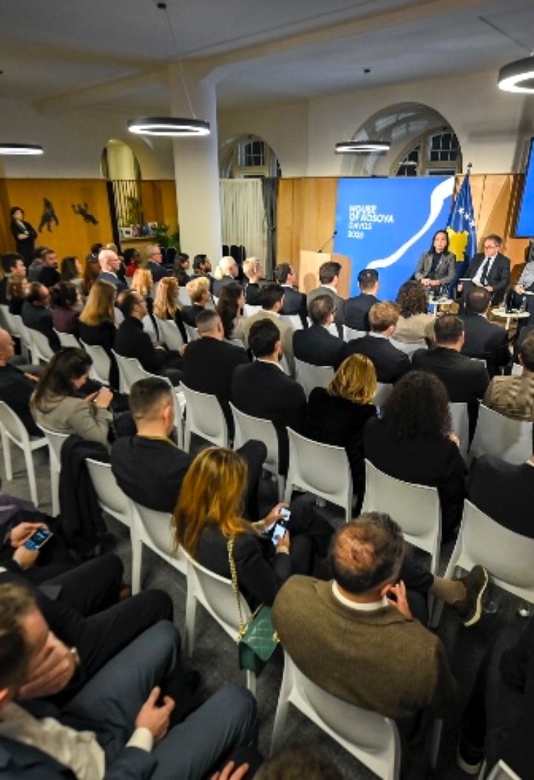 AI Albania at Davos 2025: EAIF Sessions on the Future of AI 7